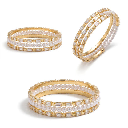 Aurora Pearl Bangle