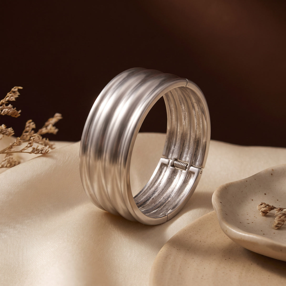 Silver Ribbed Bangle