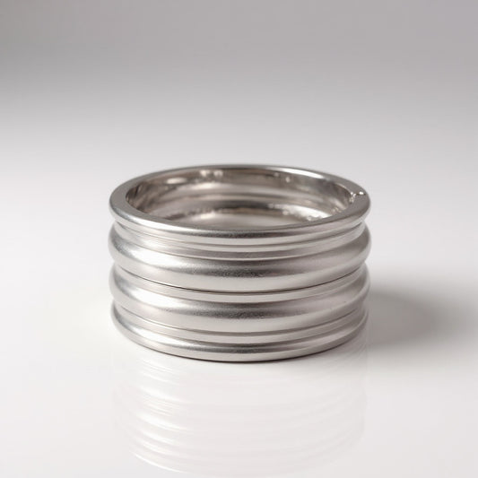 Silver Ribbed Bangle